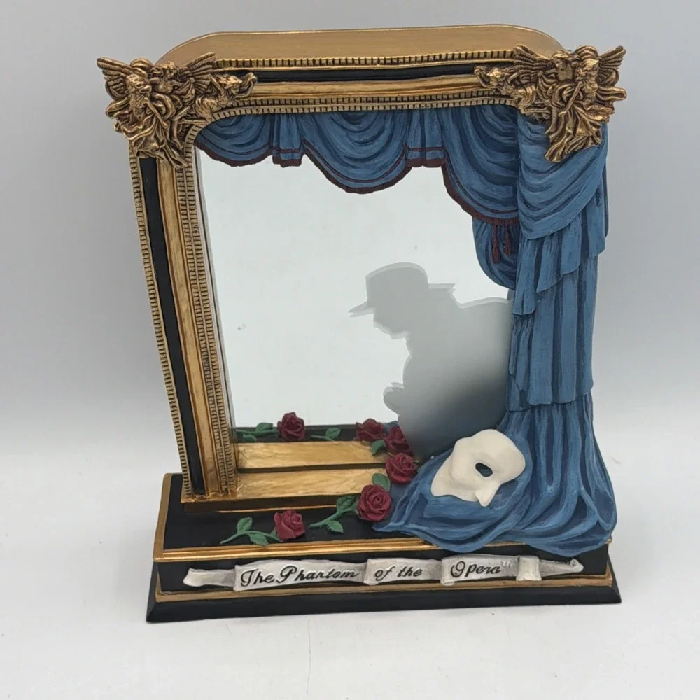 San Francisco Music Box mirror silhouette